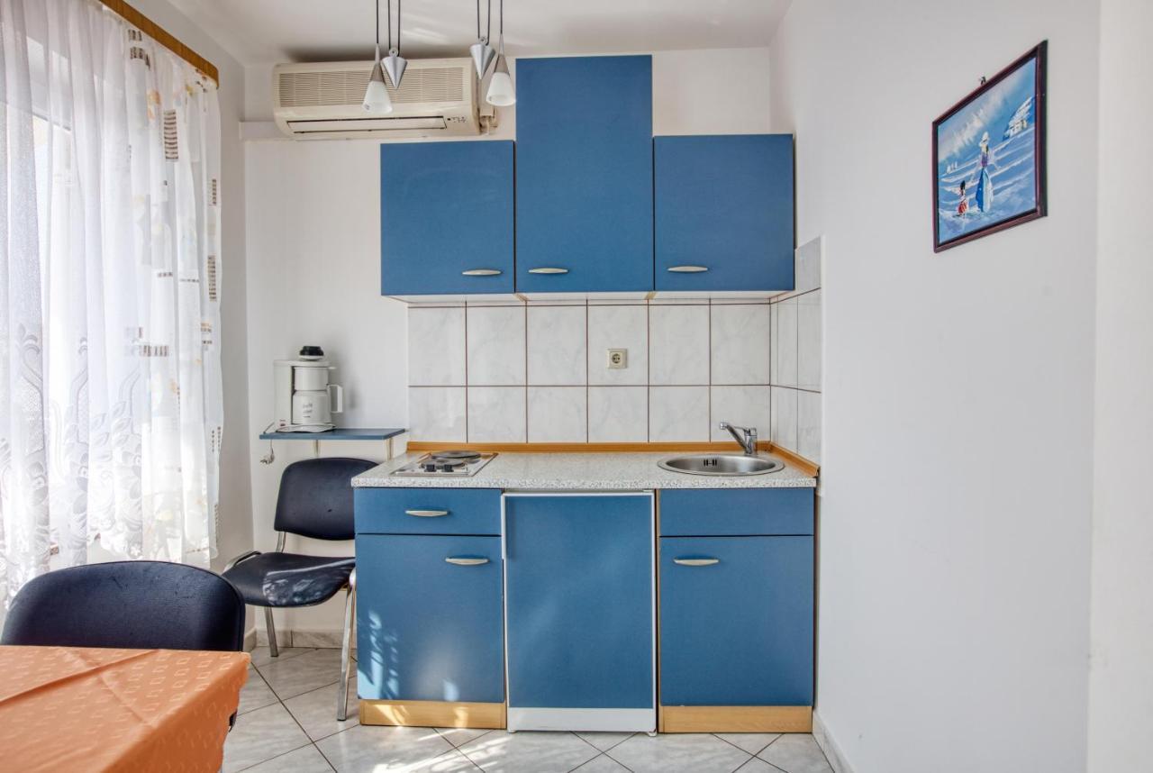Apartments With A Parking Space Vodice - 6178 Exterior photo