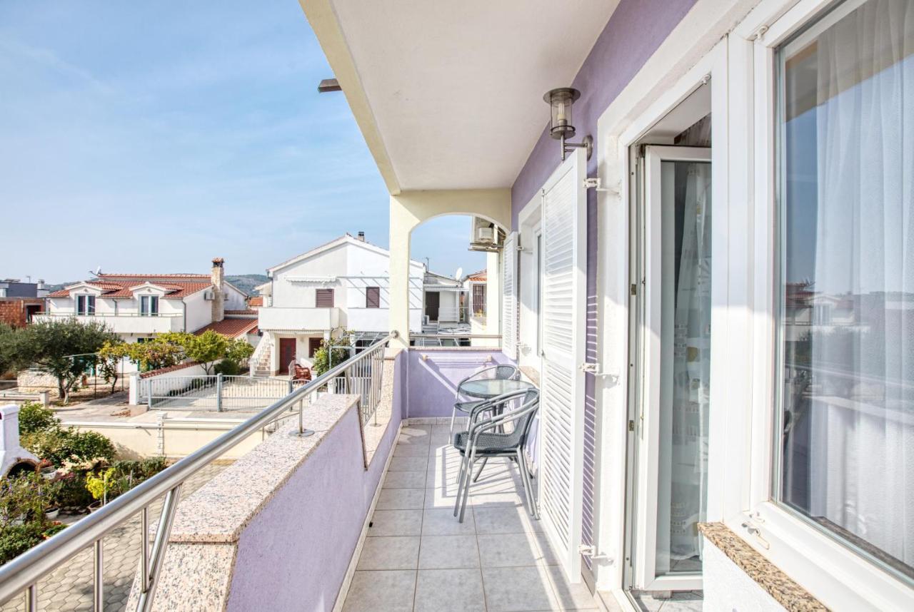 Apartments With A Parking Space Vodice - 6178 Exterior photo