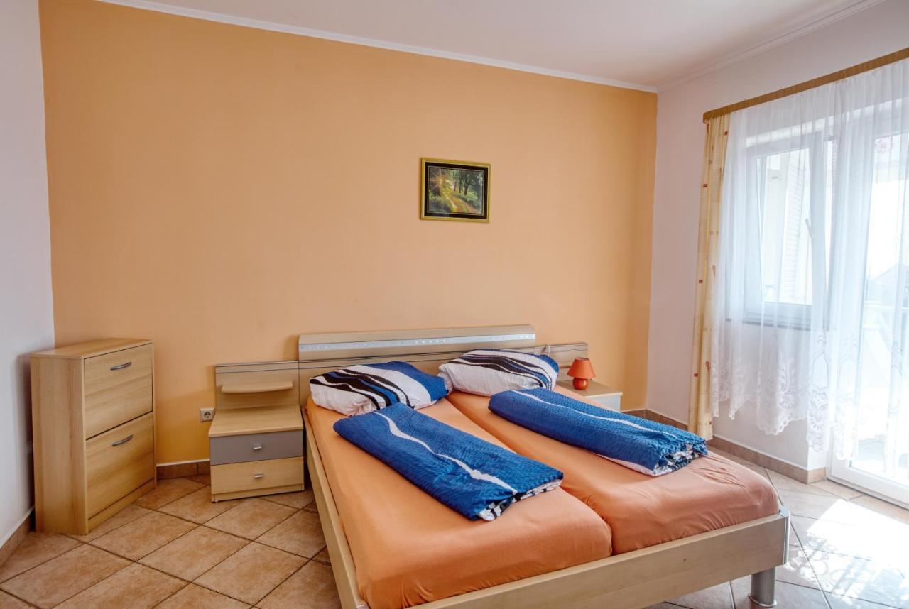 Apartments With A Parking Space Vodice - 6178 Exterior photo