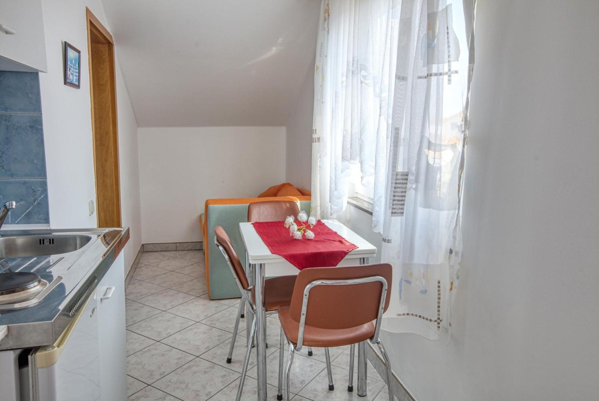 Apartments With A Parking Space Vodice - 6178 Room photo
