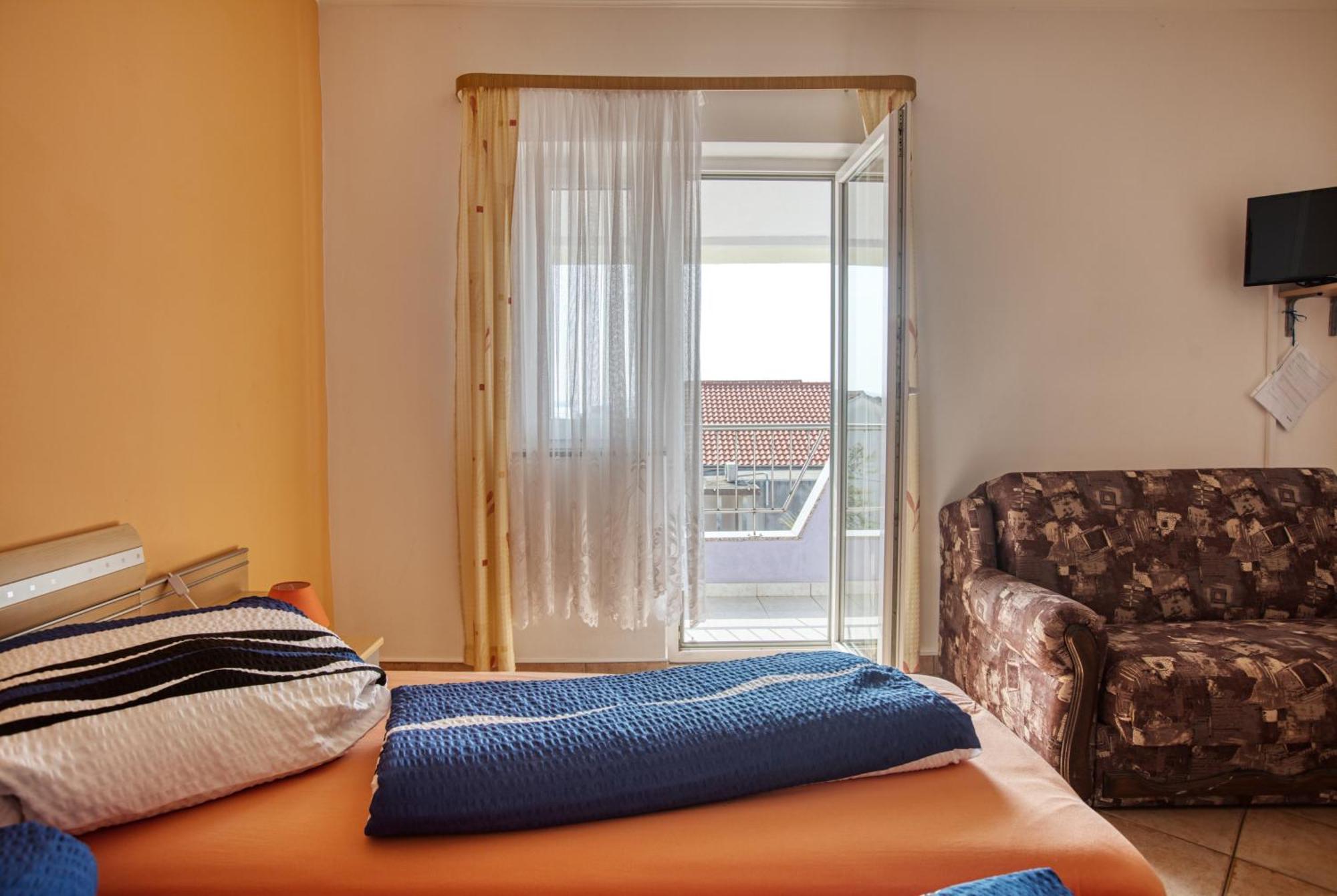 Apartments With A Parking Space Vodice - 6178 Room photo